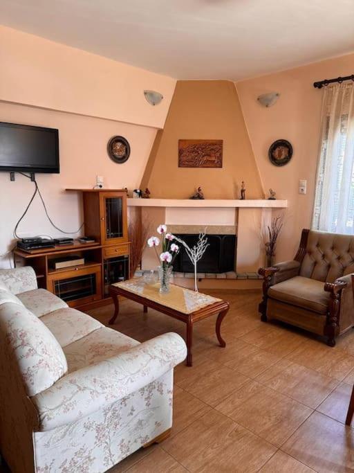 Family Woodland Oasis Vipgreece Lejlighed Kírinthos Eksteriør billede