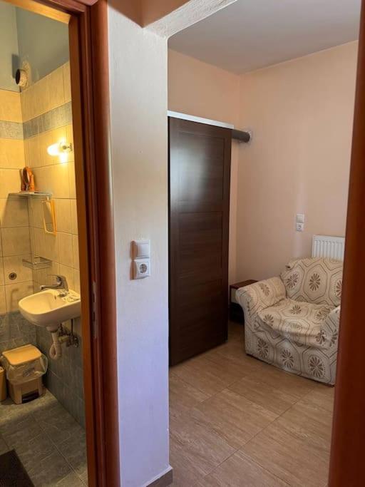 Family Woodland Oasis Vipgreece Lejlighed Kírinthos Eksteriør billede